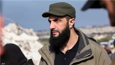 بدأها بسجدة الشكر، لحظة دخول الجولاني للعاصمة السورية دمشق (فيديو)