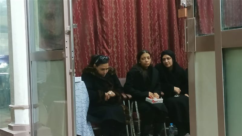 بدرية طلبة أثناء