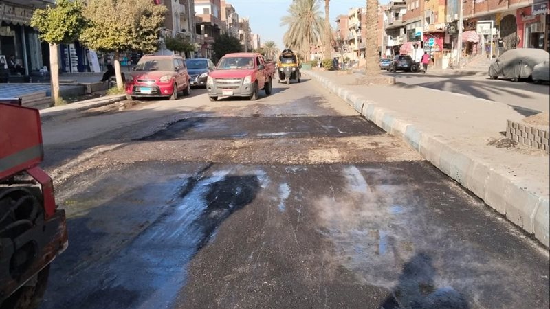 جانب من أعمال الرصف،