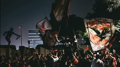 رابطة الأهلي بقطر تستعد لمباراة باتشوكا بدخلة كبيرة وأغانٍ جديدة 
