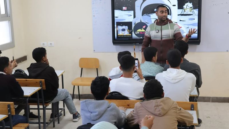 أتوبيس المكتبة المتنقلة