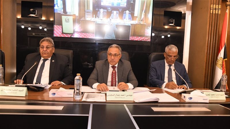 مناقشة تقنين وضع