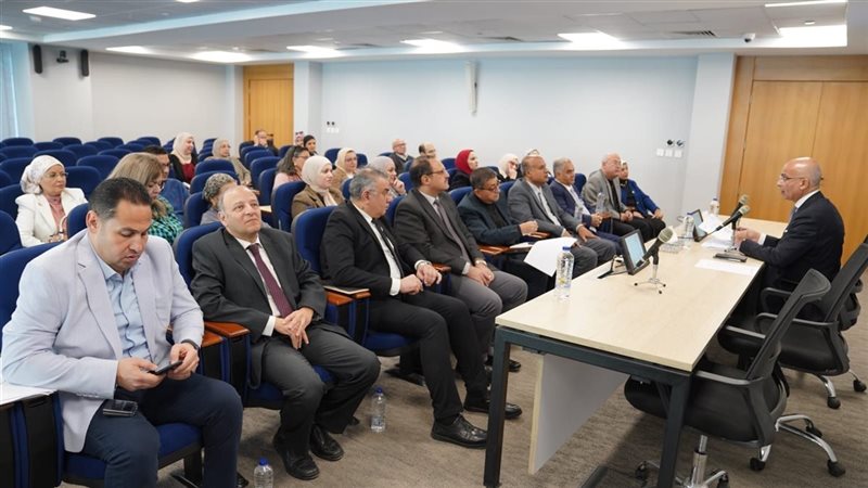 جامعة عين شمس، فيتو