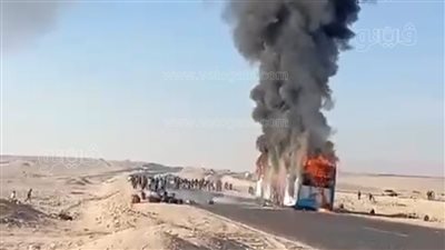 شرز بالموتور، أول فيديو لحريق أتوبيس يقل سودانيين في الأقصر 