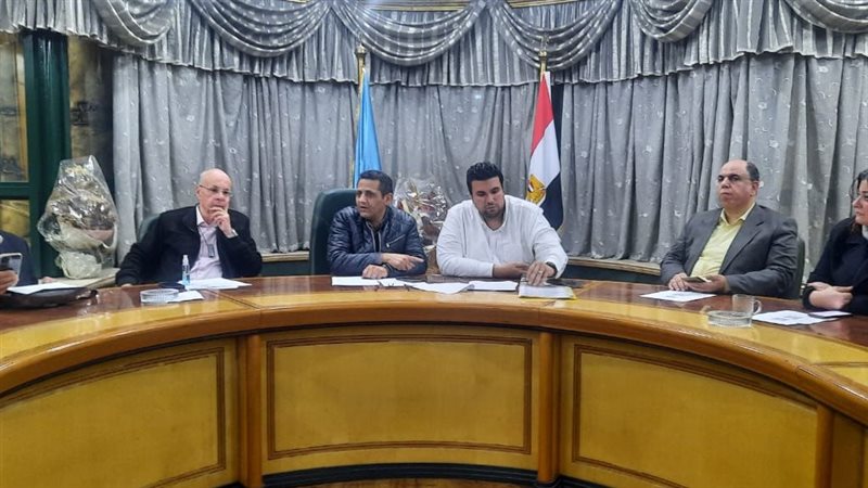 ندوة لجنتي التشريعات