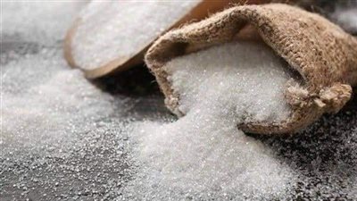 بعد خفض أسعاره.. ضخ كميات كبيرة من السكر بالمجمعات الاستهلاكية والمنافذ التموينية