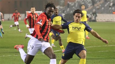 الدوري الأوروبي، نيس الفرنسي يتعادل مع سان جيلواز 1-1 في الشوط الأول