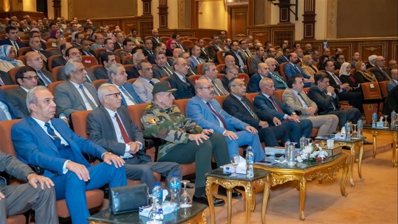 اجتماع وزير الدولة