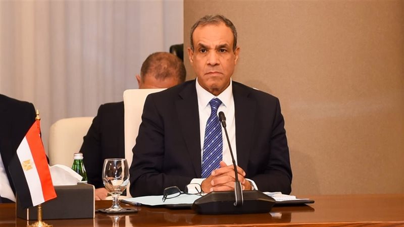 الدكتور بدر عبد العاطي