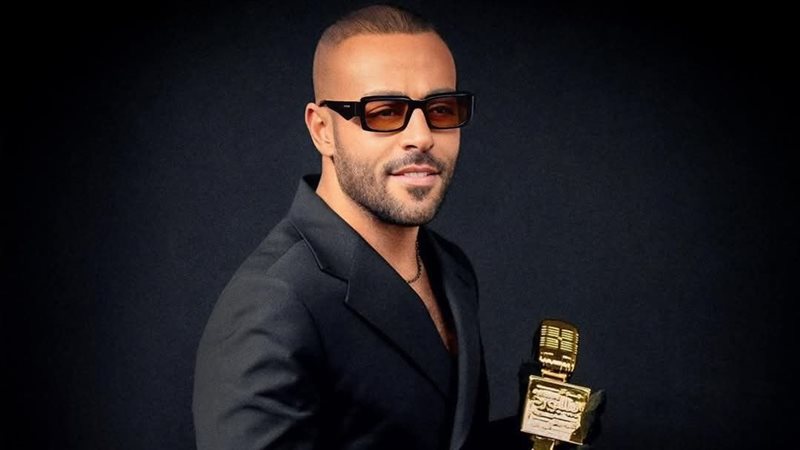 تامر عاشور 