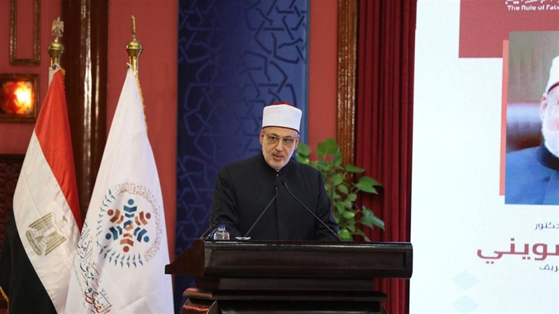 الدكتور محمد الضويني،