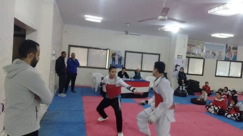  شباب الشرقية:إستمرارتدريب