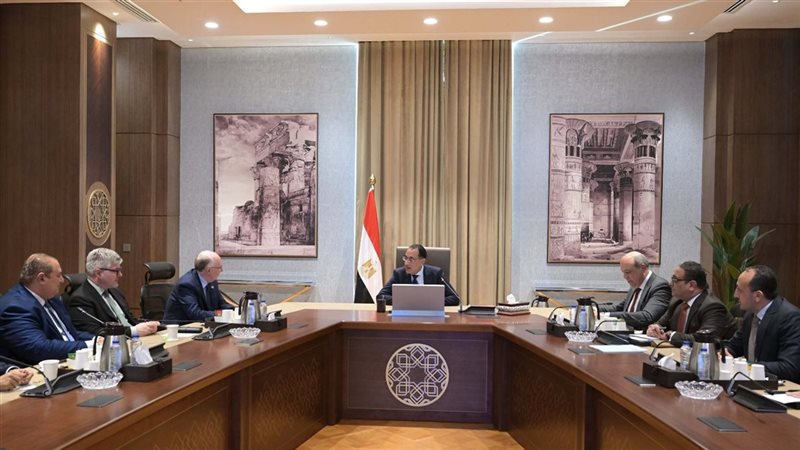 مدبولي يستقبل وفد