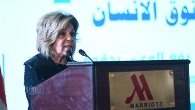 مشيرة خطاب: الإعلام الحر المستنير شريك في حماية حقوق الإنسان 