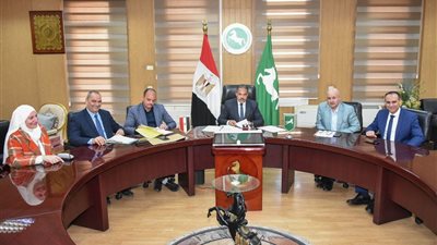 محافظ الشرقية يترأس لجان اختيار وظائف بالديوان العام ومديرية الصحة