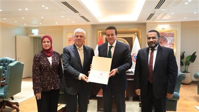 وصول أول شحنة من عقار
