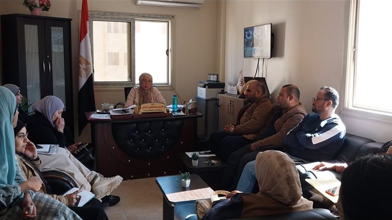  إجتماع مديرة الإداره