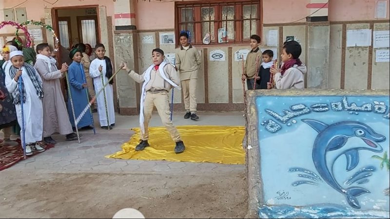 اسكتش فني بالإذاعة