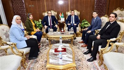 محافظ المنوفية يبحث التعاون المشترك مع وفد القومي لتنظيم الاتصالات 