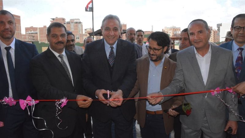 محافظ الغربية يفتتح