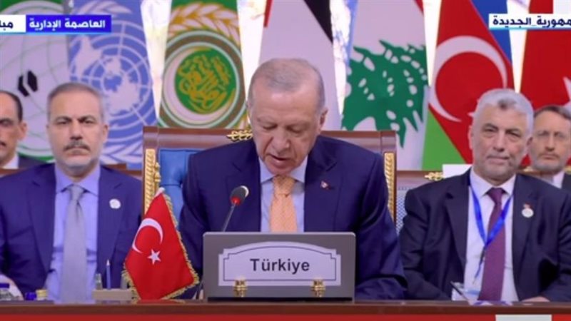 الرئيس التركي رجب