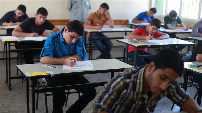 امتحانات الفصل الدراسي