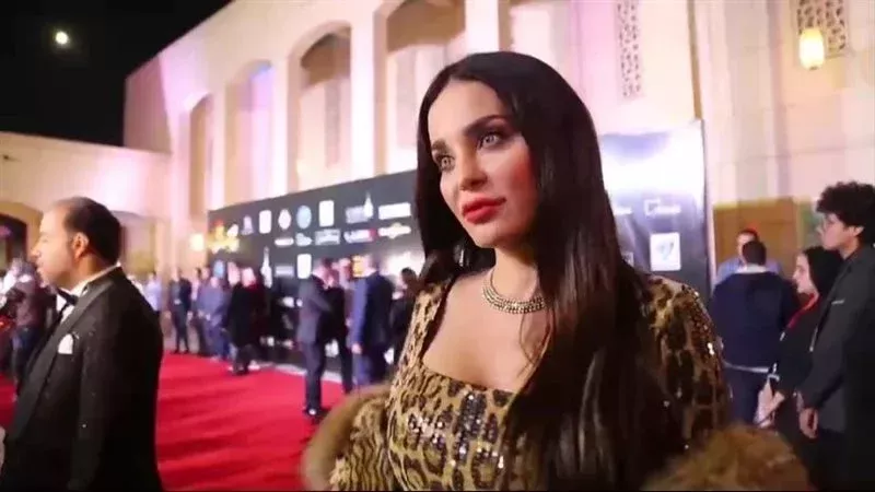 الفنانة دومينيك حوراني،