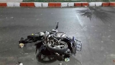 المعاينة: السرعة الزائدة وراء مصرع عامل دليفري في انقلاب دراجته النارية 