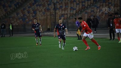 شاهد، رد فعل دكة بدلاء الأهلي بعد هدف شباب بلوزداد
