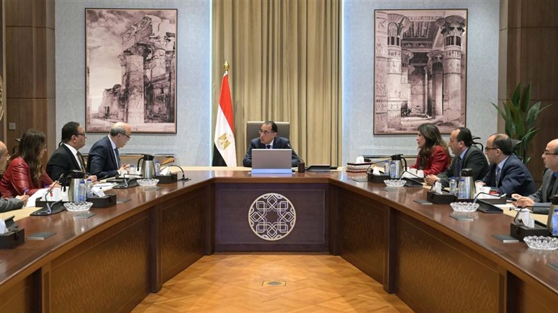 اجتماع برئاسة الدكتور