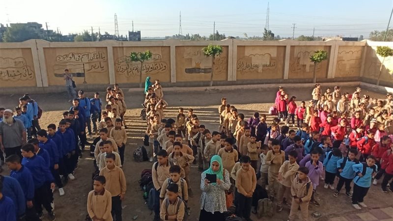 طابور الصباح بمدارس