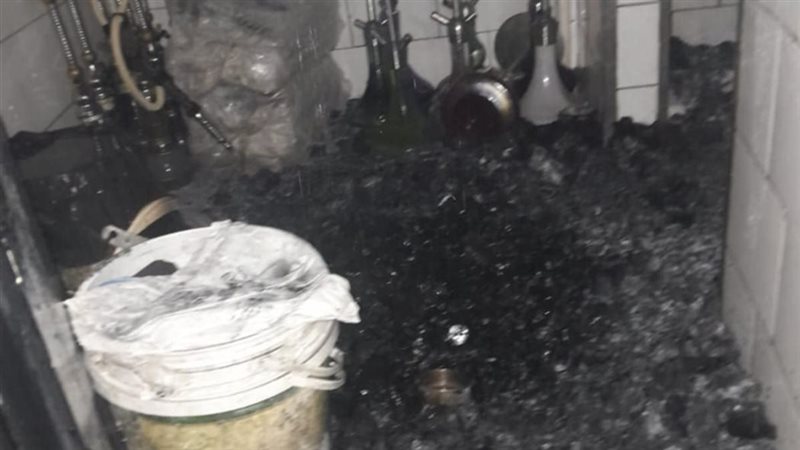 أثار الحريق، فيتو