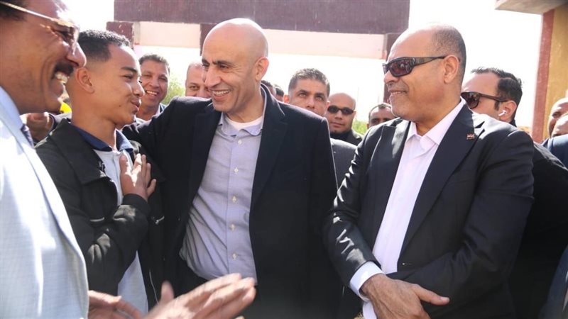 وزيرالعمل ووزيرالتعليم،فيتو