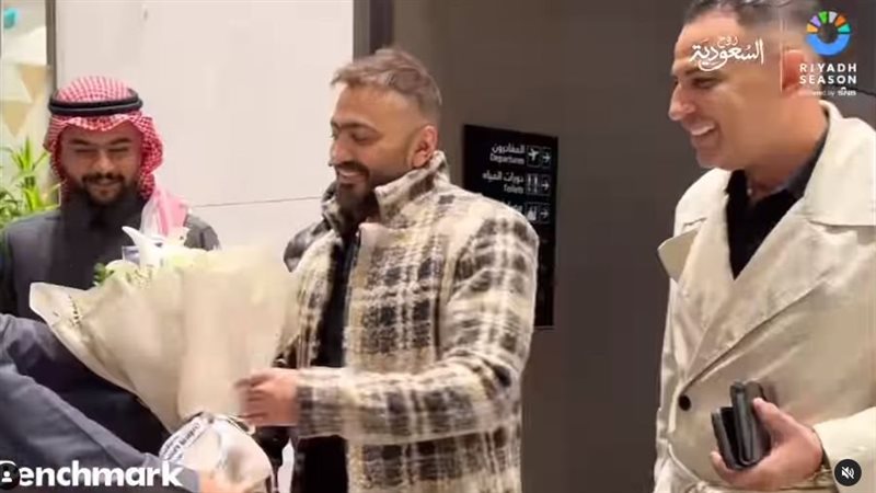 الفنان تامر حسني،