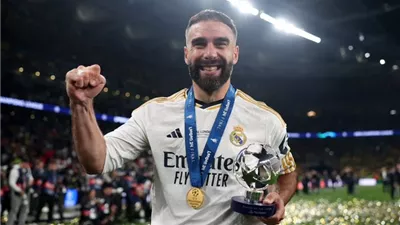 بعد رحيل مودريتش، إنجاز تاريخي ينتظر كارفاخال مع ريال مدريد 