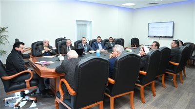 أشرف صبحي يبحث مع أعضاء الاتحاد الإفريقي للرياضة الجامعية خطة الفترة المقبلة