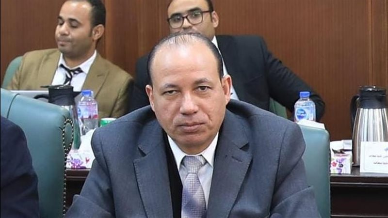 الدكتور شريف خاطر