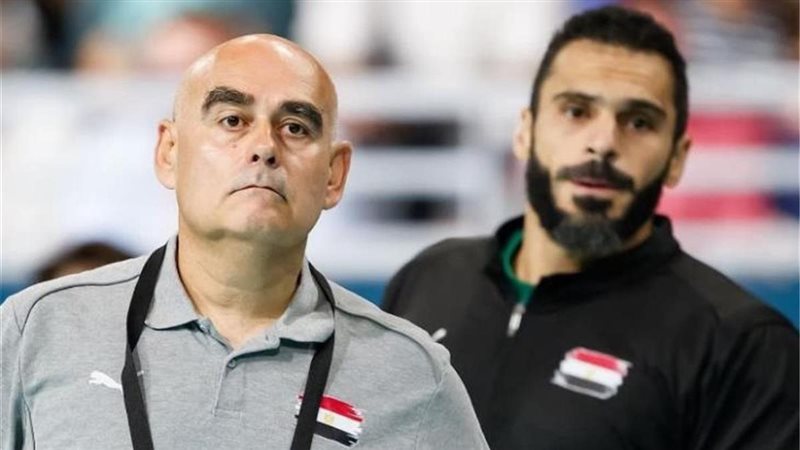 كارلوس باستور، فيتو