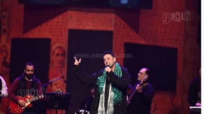 مصطفي قمر، فيتو 