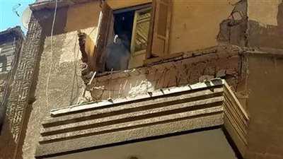 مصرع شخص وإصابة سيدة في انهيار شرفة منزل بالإسكندرية 