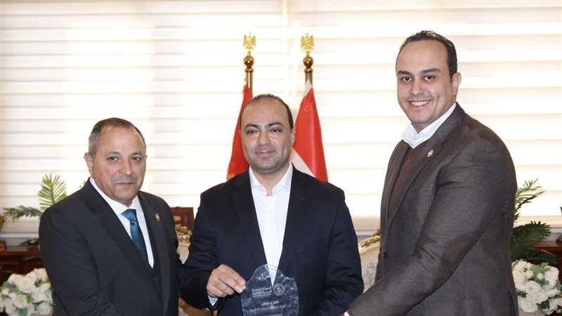 د. أحمد السبكي، فيتو