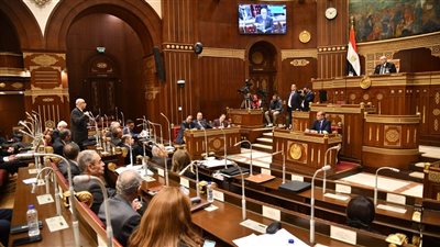 رئيس هيئة البترول يكشف جهود التنسيق مع الجهات المختلفة لتحقيق الترابط بين الصناعة والجامعات