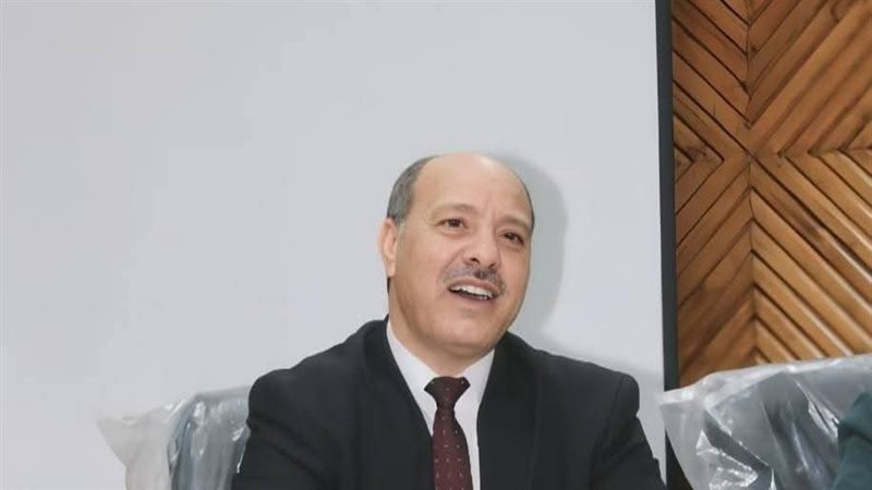 الدكتور عربي ابو