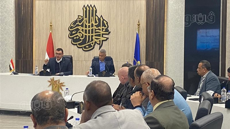 مؤتمر محافظ اسوان