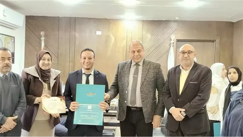 قنا,فيتو