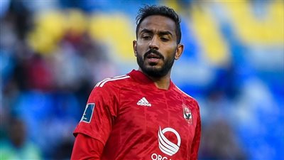 شاهد، الحزن يسيطرعلي كهربا بسبب عدم مشاركته أمام سموحة بالدوري