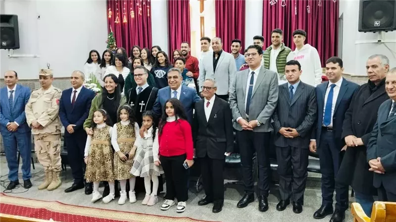 محافظ الدقهلية يقدم
