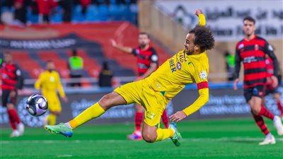 بمشاركة محمد شريف، الرياض يتعادل مع الخليج 2/2 في الدوري السعودي
