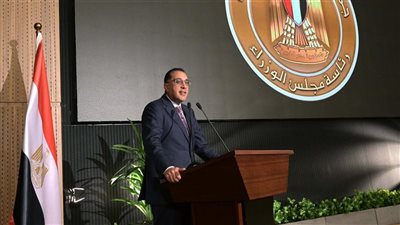 رئيس الوزراء يتفقد التشطيبات النهائية بالمتحف المصري الكبير