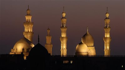 مواقيت الصلاة، موعد أذان الفجر اليوم الإثنين 20 - 1- 2025 في القاهرة والمحافظات 